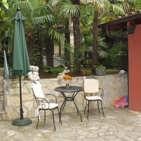 Family Friendly House With A Parking Space - 7914 Дом отдыха *